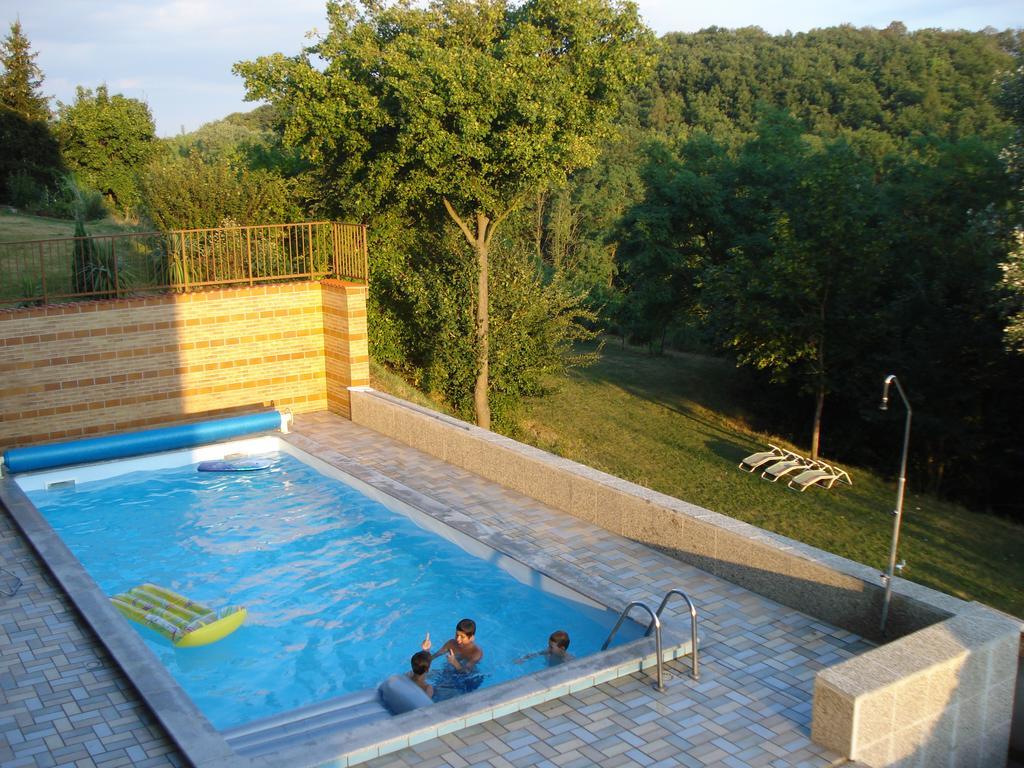Pension Rudi - Weingut Kellner Hotel Pulkau Exterior photo